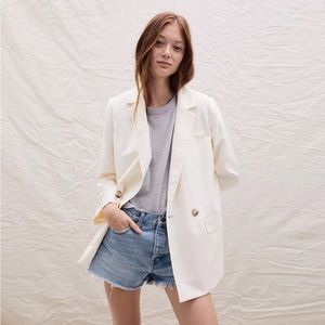 Madewell Relaxed Denim Mid-Rise Boy Shorts in Light Vintage - 31 (NWT)